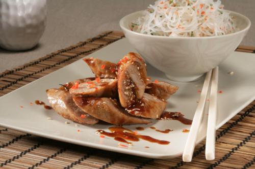Kalfssaucijsjes in Japanse saus met pikante glasnoedels.