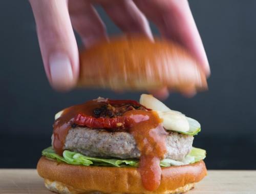 Burger van JAN met homemade ketchup