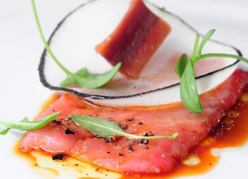Carpaccio van kalfs dikke lende
